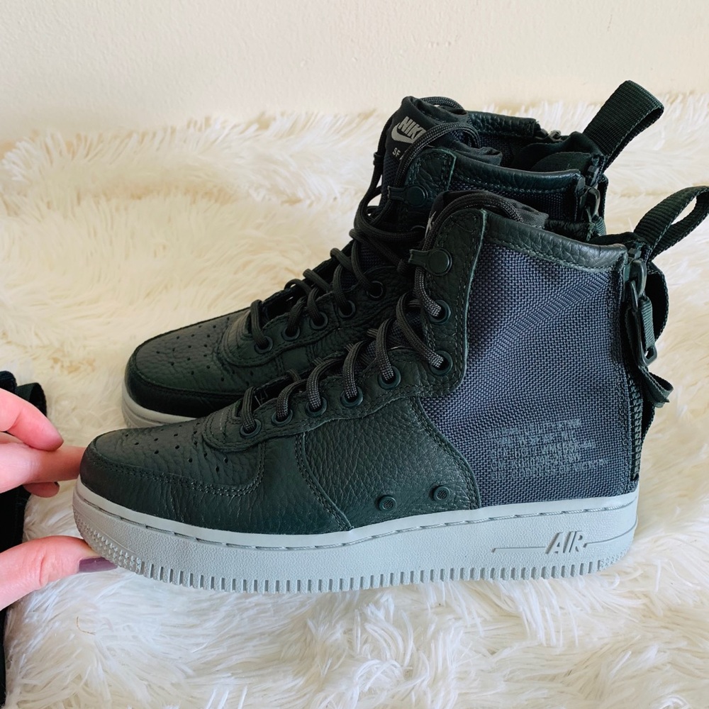 Nike SF Air Force 1 Mid - Picture 3 of 6